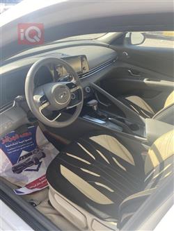 هیوندای ئەلەنترا